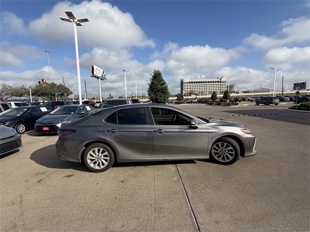 2024 Toyota CAMRY LE