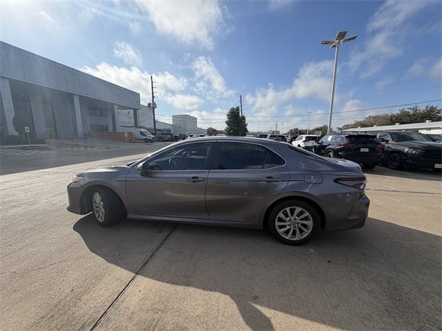 2024 Toyota CAMRY LE