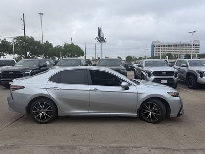 2023 Toyota CAMRY SE