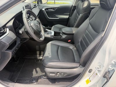 2023 Toyota RAV4 Hybrid XLE Premium
