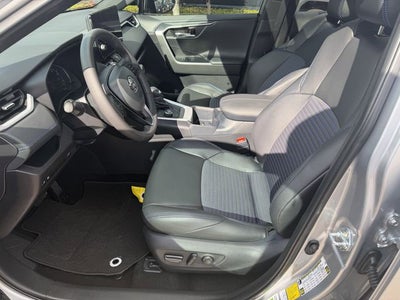 2025 Toyota RAV4 Hybrid XSE