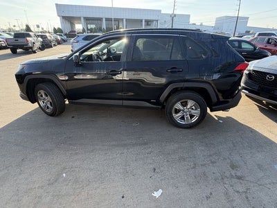 2025 Toyota RAV4 HYBRID LE