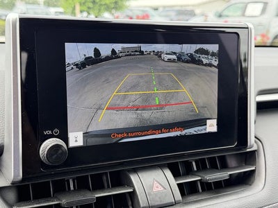 2025 Toyota RAV4 HYBRID LE