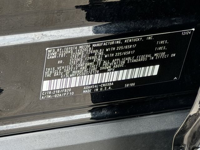 2025 Toyota RAV4 HYBRID LE