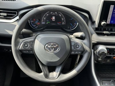 2025 Toyota RAV4 HYBRID LE