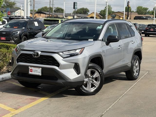 2025 Toyota RAV4 HYBRID LE
