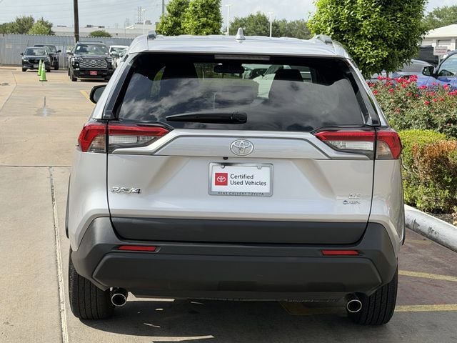 2025 Toyota RAV4 HYBRID LE