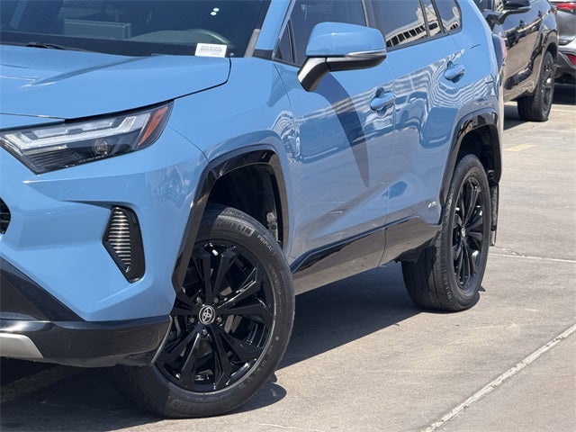 2023 Toyota RAV4 HYBRID SE