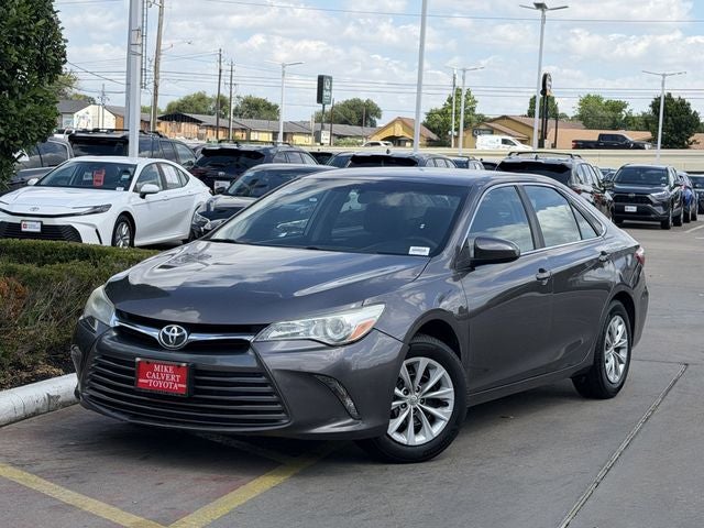 2015 Toyota CAMRY LE