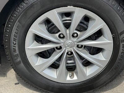 2015 Toyota CAMRY LE