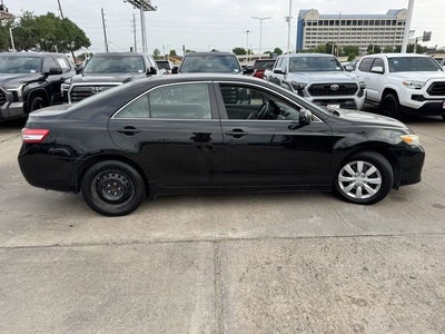 2011 Toyota CAMRY LE