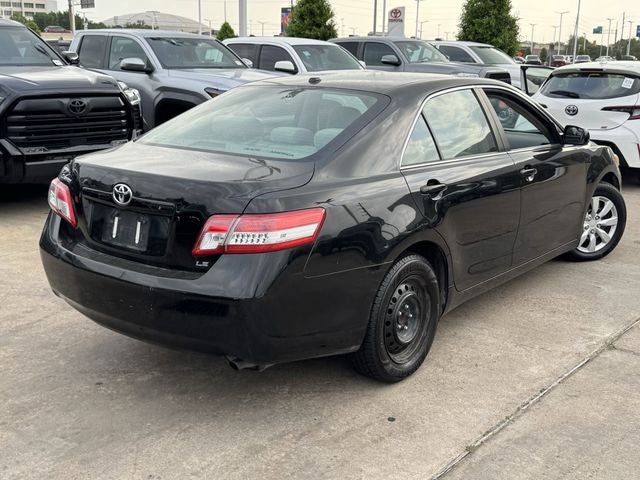 2011 Toyota CAMRY LE