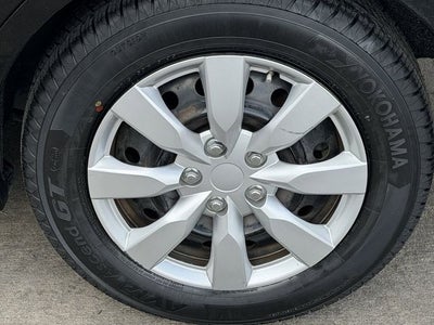 2011 Toyota CAMRY LE