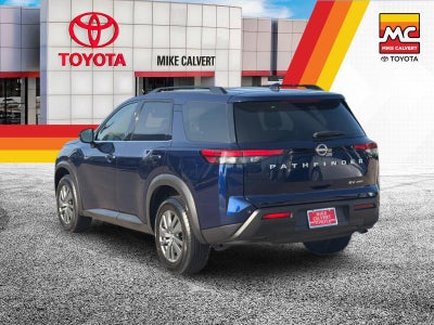 2024 Nissan Pathfinder SV