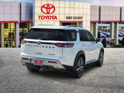 2025 Nissan Pathfinder Platinum