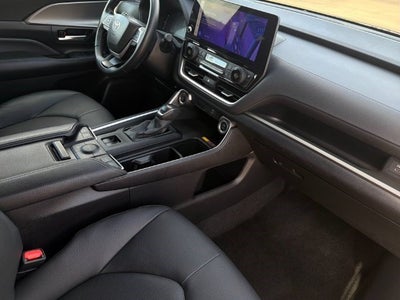 2025 Toyota Grand Highlander XLE