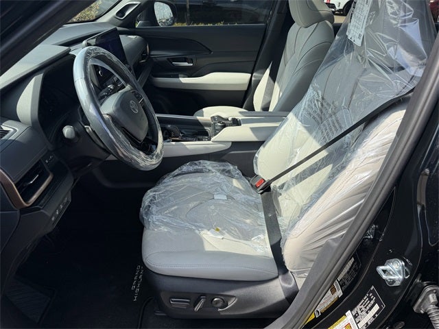 2026 Toyota Grand Highlander Hybrid Hybrid MAX Platinum