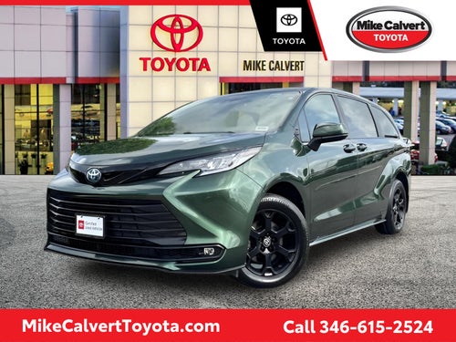 2025 Toyota Sienna Woodland Edition 7 Passenger