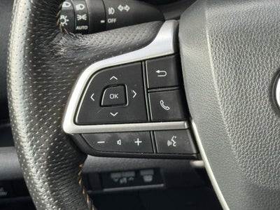 2025 Toyota Sienna Woodland Edition