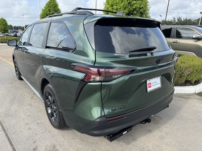 2025 Toyota Sienna Woodland Edition