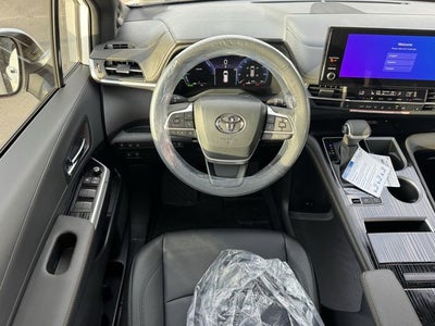 2026 Toyota Sienna Woodland Edition