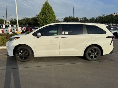 2026 Toyota Sienna Woodland Edition