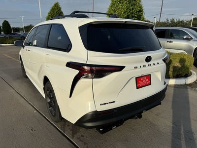 2026 Toyota Sienna Woodland Edition