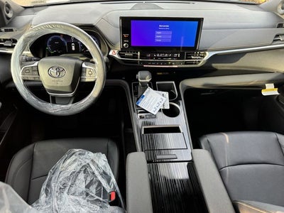 2026 Toyota Sienna Woodland Edition