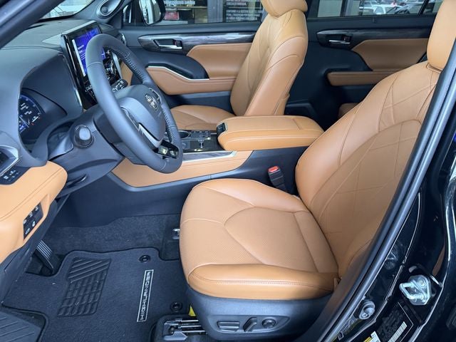 2026 Toyota Highlander Hybrid Hybrid Platinum