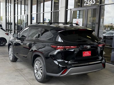 2026 Toyota Highlander Hybrid Hybrid Platinum