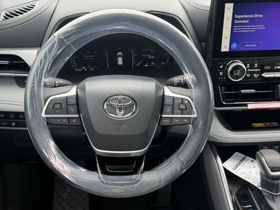 2026 Toyota Highlander Hybrid Hybrid Platinum
