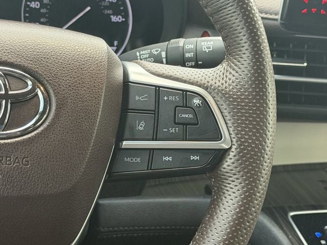 2024 Toyota Sienna Platinum 7 Passenger