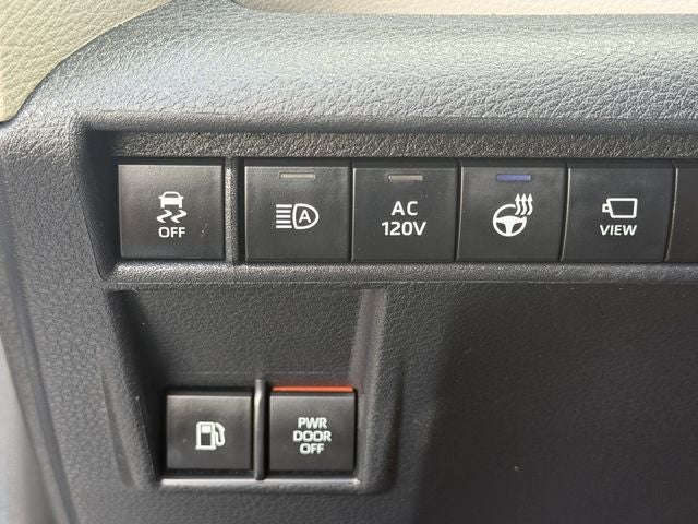 2024 Toyota Sienna Platinum 7 Passenger