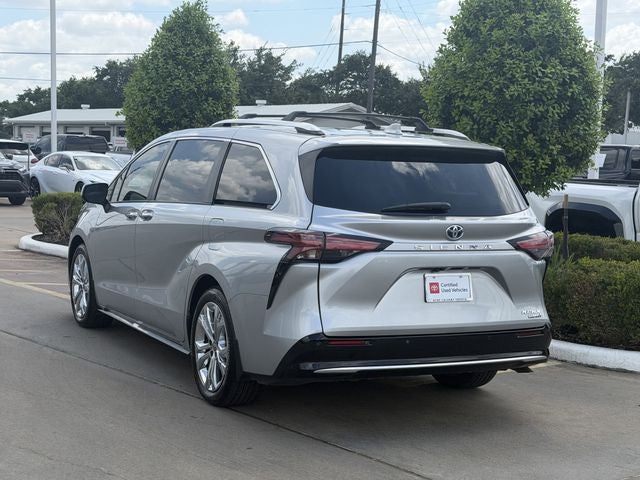 2024 Toyota Sienna Platinum 7 Passenger