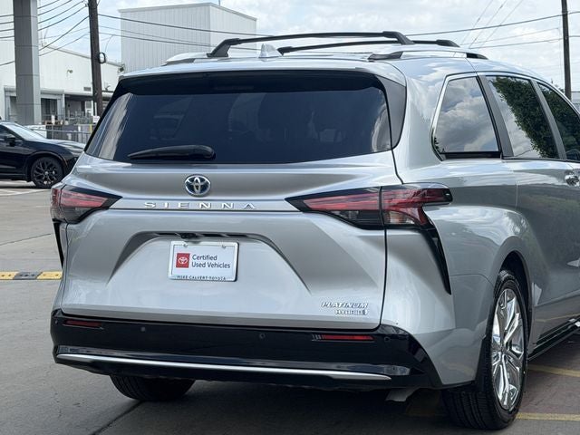 2024 Toyota Sienna Platinum 7 Passenger