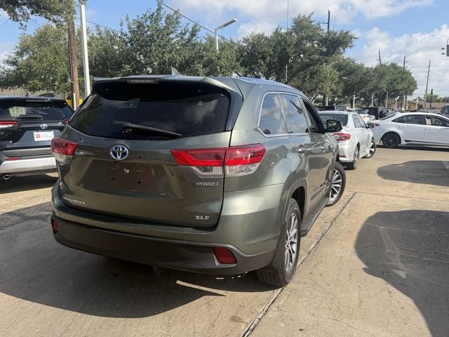 2019 Toyota Highlander Hybrid XLE