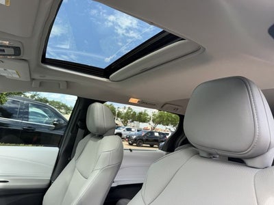 2025 Toyota SIENNA XLE XLE 8 Passenger