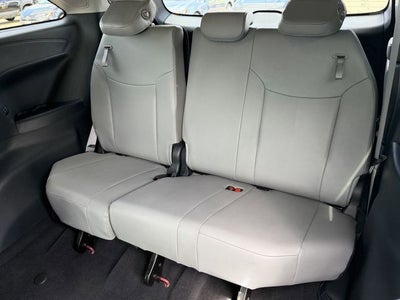 2025 Toyota SIENNA XLE XLE 8 Passenger