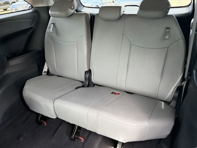 2025 Toyota SIENNA XLE XLE 8 Passenger