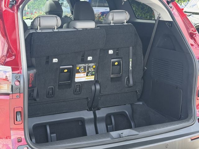 2025 Toyota SIENNA XLE XLE 8 Passenger