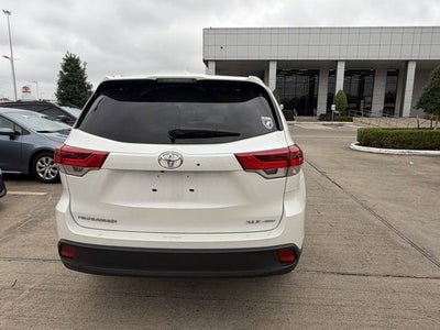2019 Toyota HIGHLANDER XLE