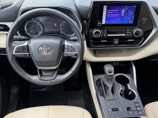 2024 Toyota Highlander Hybrid XLE