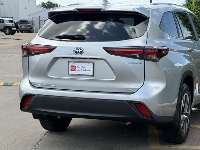 2024 Toyota Highlander Hybrid XLE