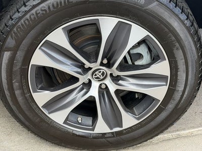 2024 Toyota Highlander Hybrid XLE