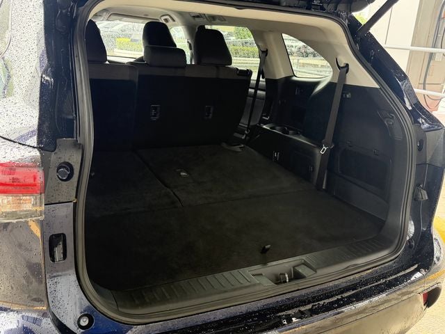 2025 Toyota HIGHLANDER LE