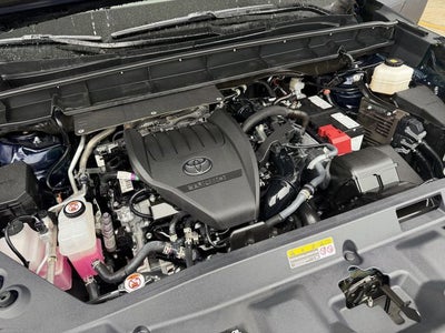 2025 Toyota HIGHLANDER LE
