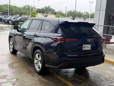 2025 Toyota HIGHLANDER LE