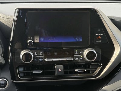 2025 Toyota HIGHLANDER LE