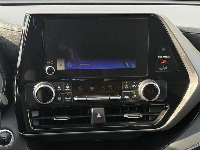 2025 Toyota HIGHLANDER LE