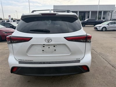 2023 Toyota HIGHLANDER XLE